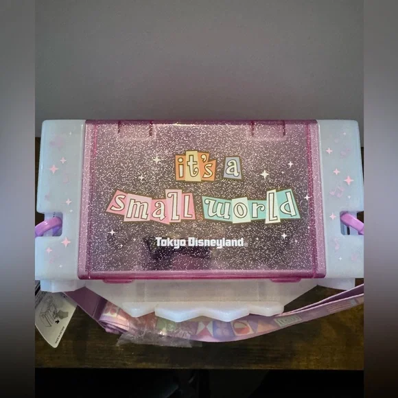 It's a Small World Tokyo Popcorn Bucket - Picture 6 of 9